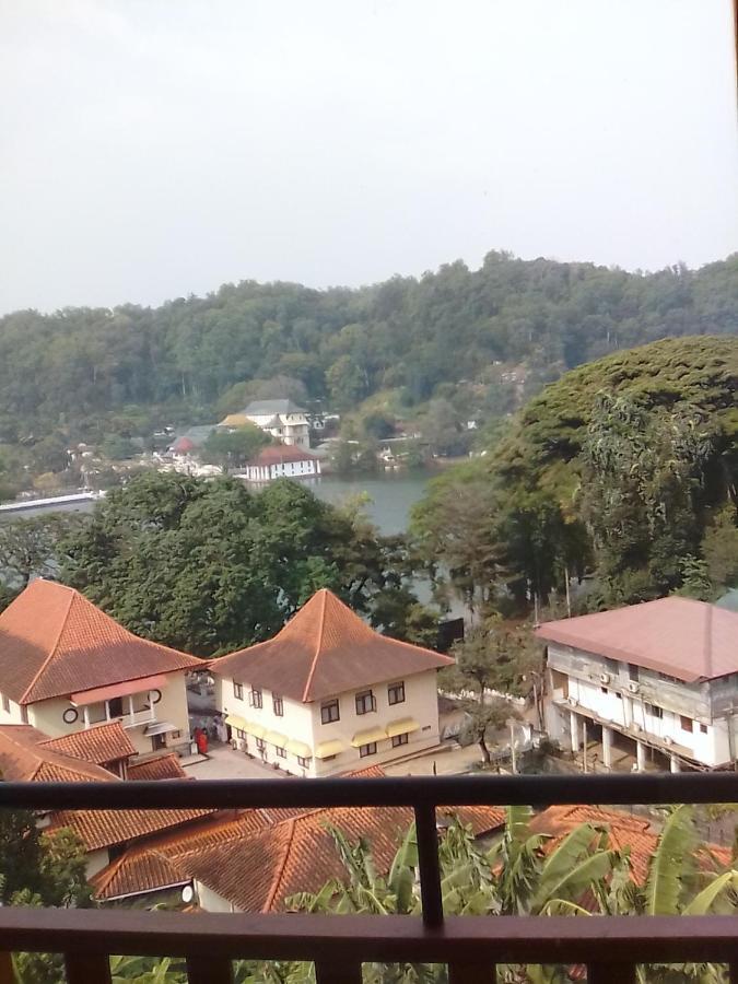 Heaven Seven Kandy Exterior foto