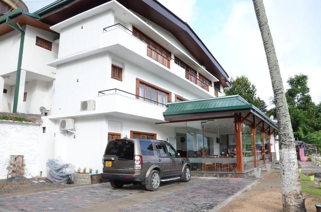 Heaven Seven Kandy Exterior foto
